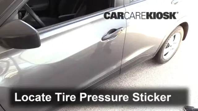 2019 Nissan Kicks S 1.6L 4 Cyl. Tires & Wheels Check Tire Pressure